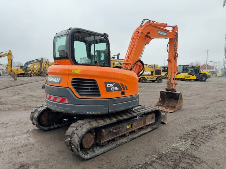 2019-doosan-dx85r-3-image-5