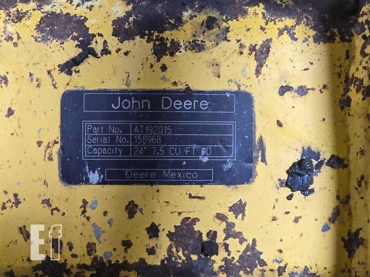 2006-deere-310sg-image-18