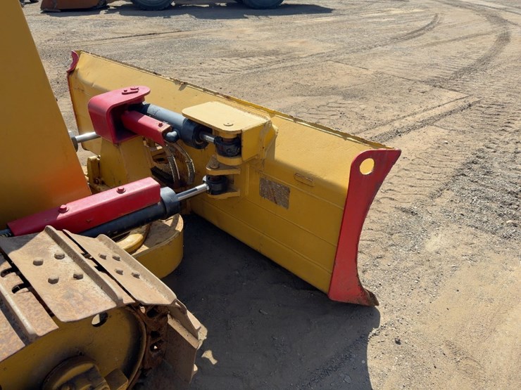 1994-caterpillar-d3c-iii-image-12