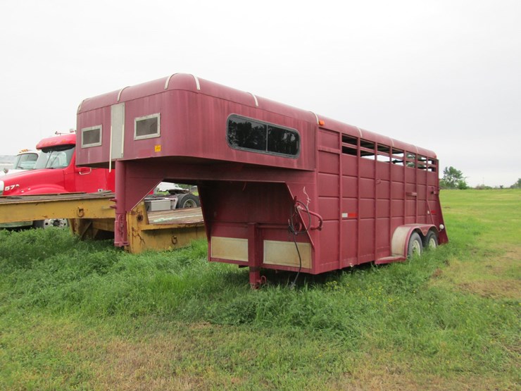 #46171-•-homemade-16'-t/a-steel-horse-trailer-image-1