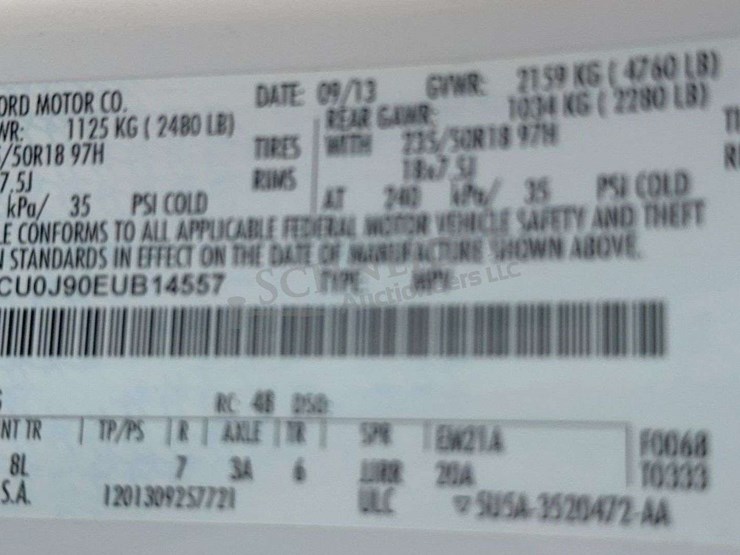 2014-ford-escape-titanium-image-46