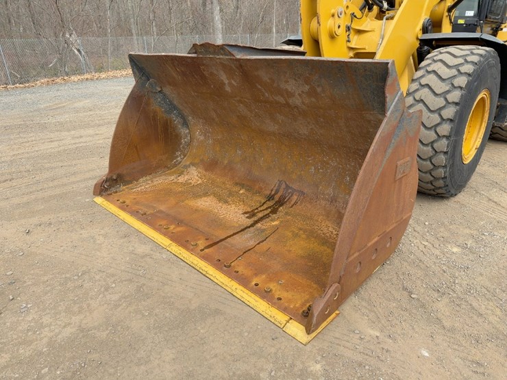 2016-caterpillar-938m-image-9