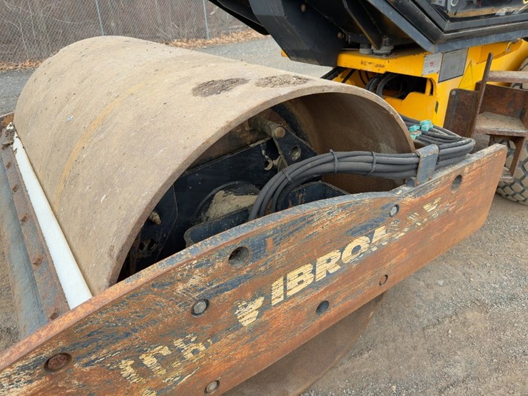 2008-jcb-vibromax-vm75d-image-9