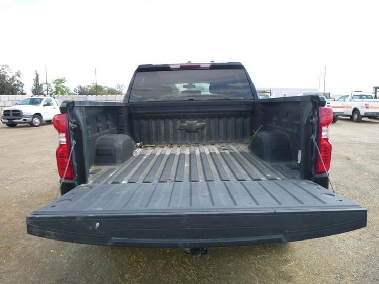 2022-chevrolet-silverado-1500-image-17