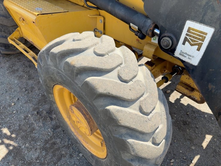 2001-caterpillar-420d-it-image-13