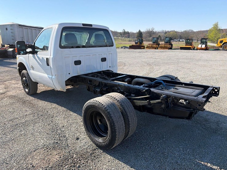 2016-ford-f350-image-5