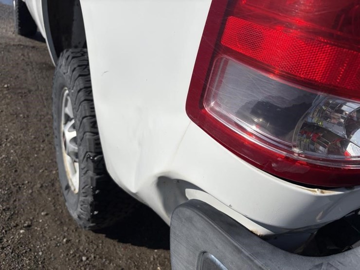 2012-gmc-sierra-3500-image-5