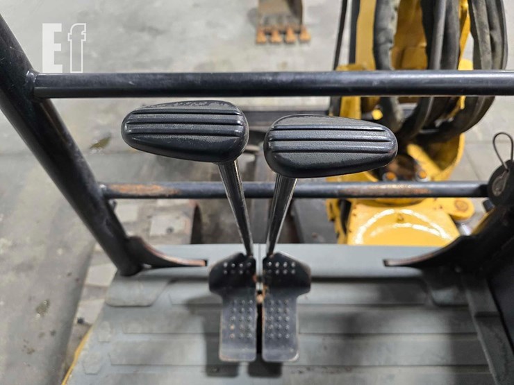 2016-caterpillar-305e2-cr-image-18