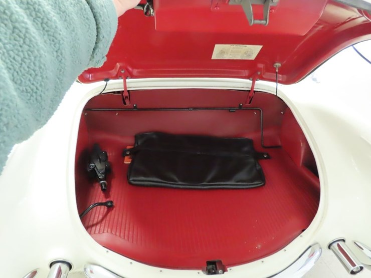 rare-1953-chevrolet-corvette-image-19