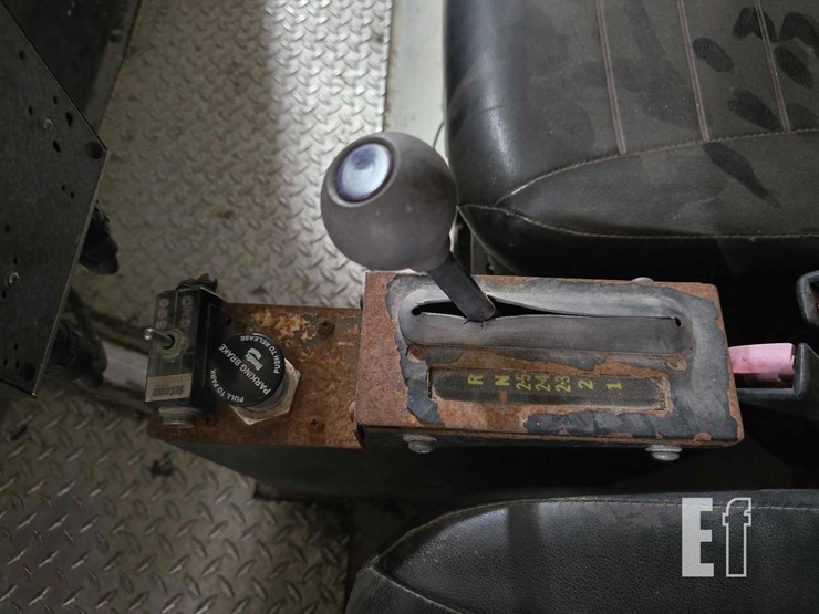 1996-oshkosh-t1500-image-20