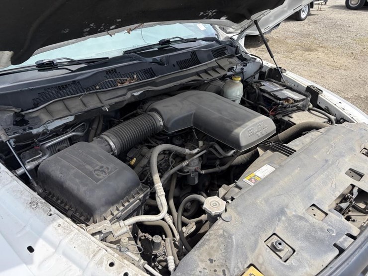 2016-dodge-1500-image-7