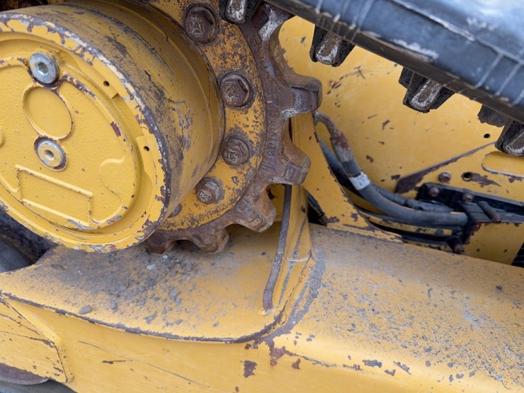 2021-caterpillar-259d3-image-13