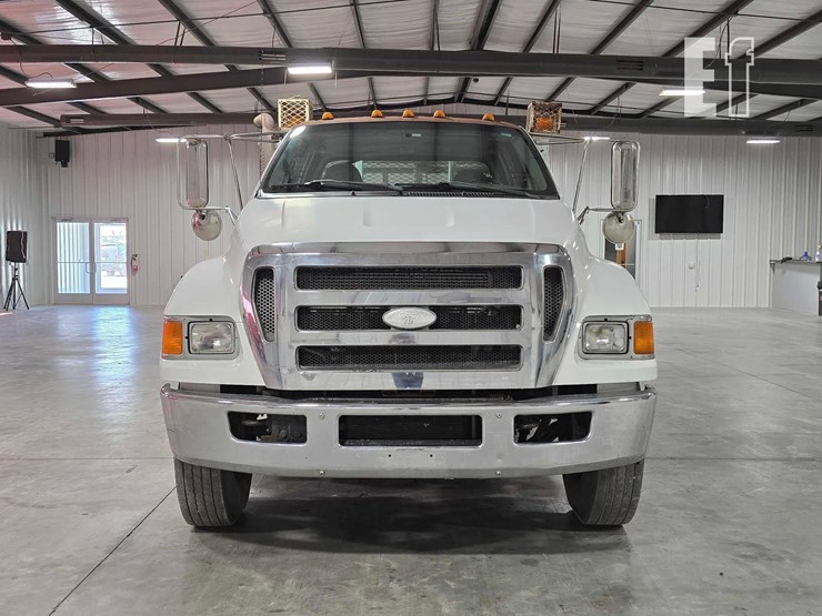 2009-ford-f650-sd-image-7