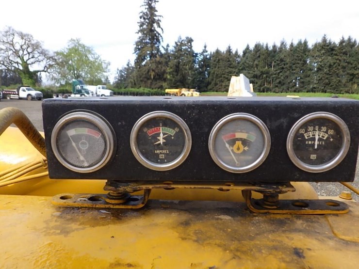 caterpillar-d343-image-23