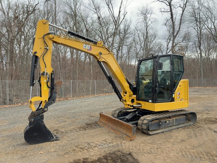2022-caterpillar-306-image-1