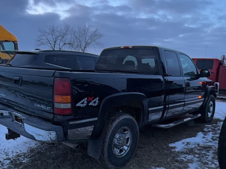 2001-chevrolet-2500-image-19