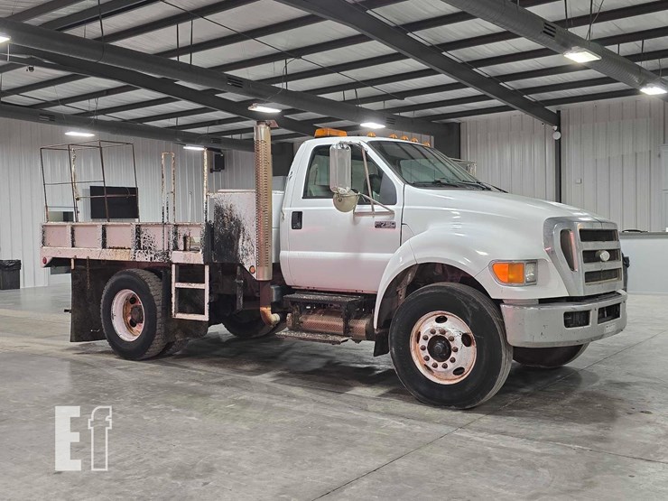 2008-ford-f750-sd-image-2