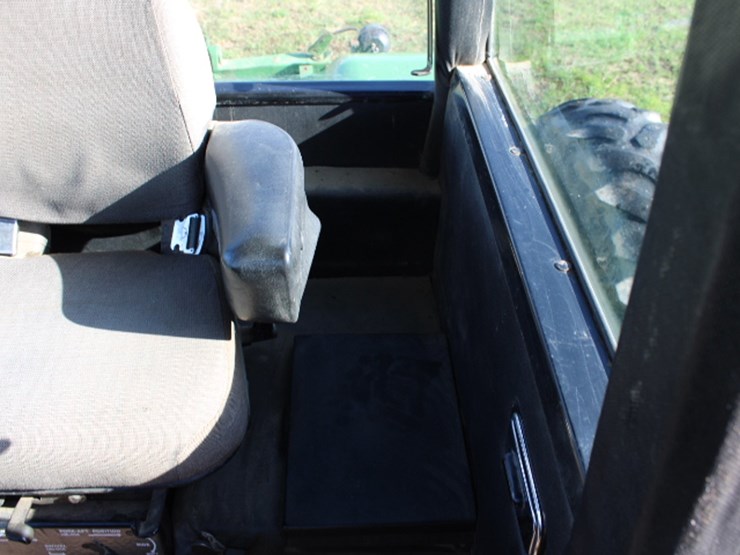 john-deere-8440-image-27