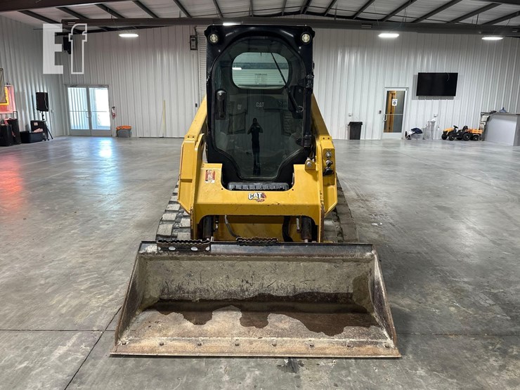 2023-caterpillar-259d3-image-7