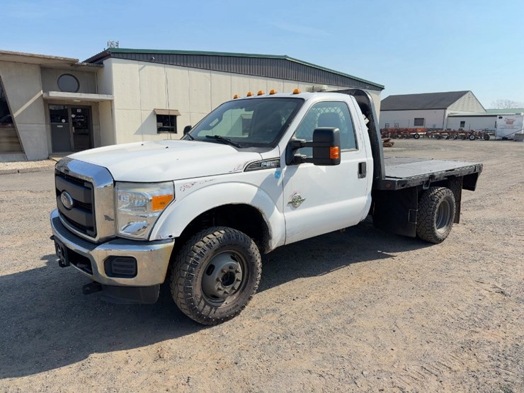 2015-ford-f350-xl-image-1