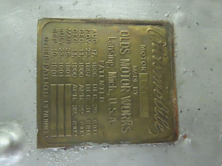 1902-curved-dash-oldsmobile-runabout-image-22