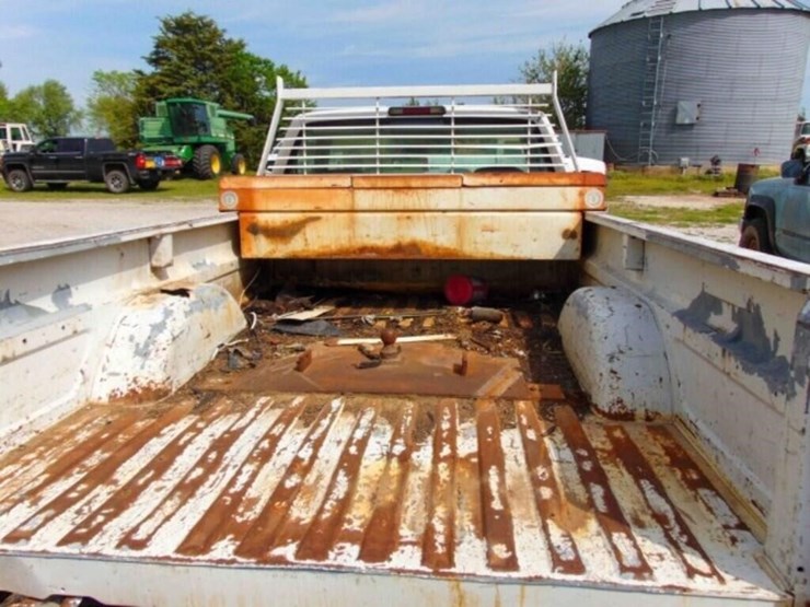 chevrolet-2500-image-6