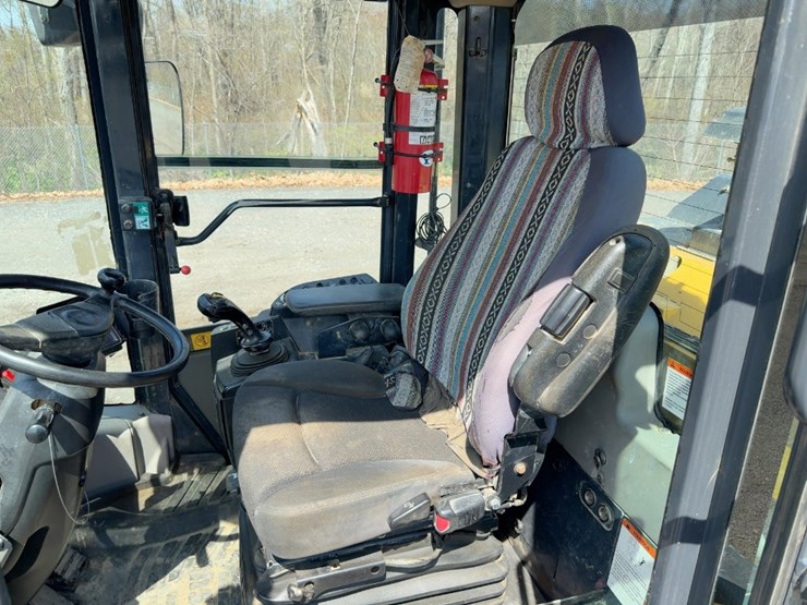 2017-komatsu-wa270-8-image-27