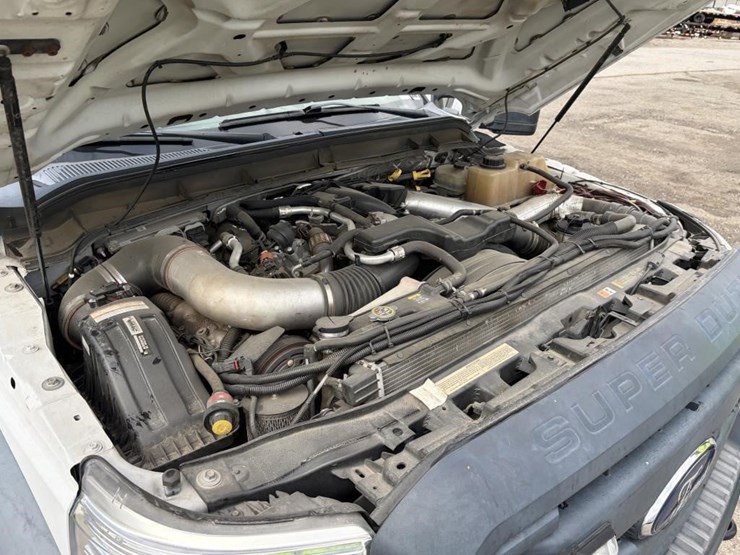 2012-ford-f550-image-7