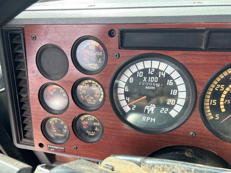 1999-mack-cl713-image-48