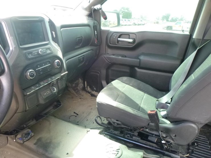 2022-chevrolet-silverado-1500-image-7