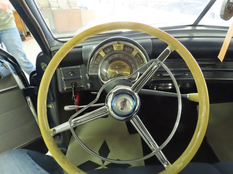 1950-chrysler-windsor-4dr-sedan-image-18