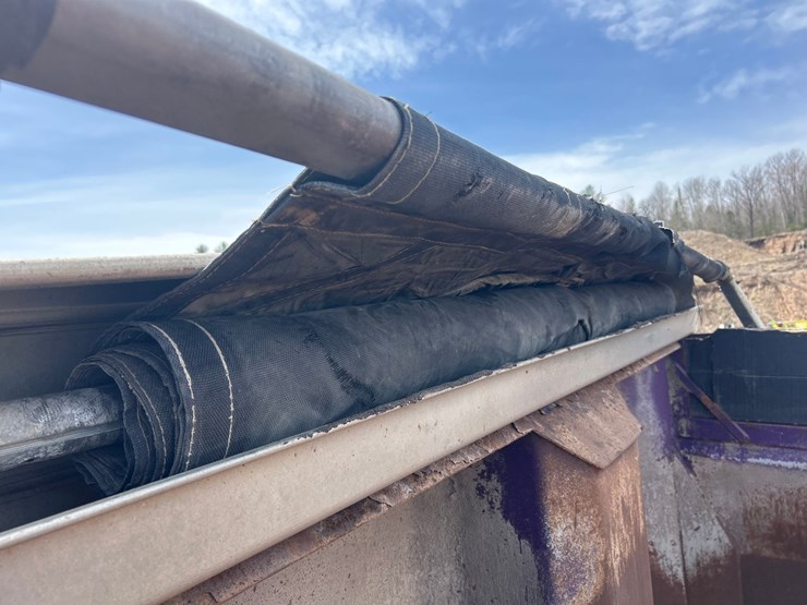 2010-massey-ferguson-8-image-24