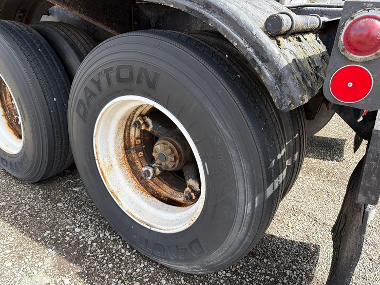 1989-fruehauf-tanker-image-8