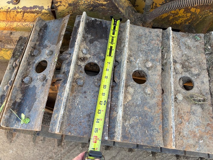 1987-caterpillar-d3b-image-3