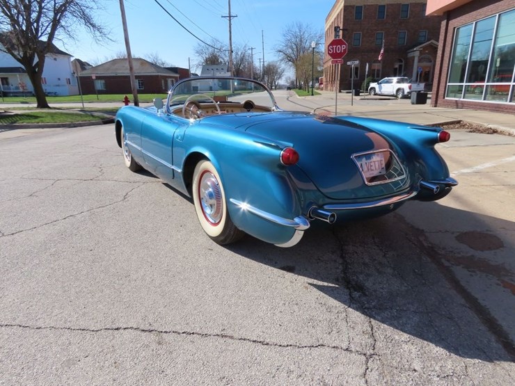 rare-1954-chevrolet-corvette-image-9