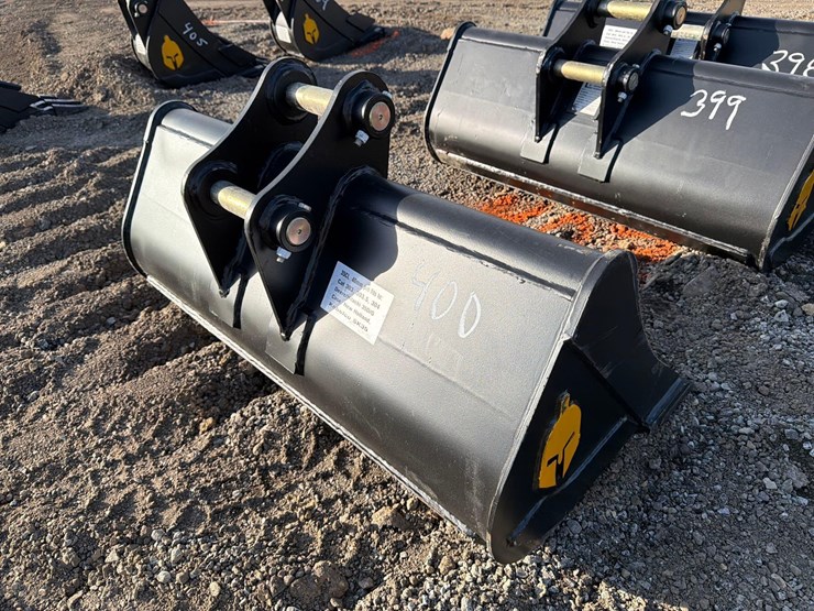 caterpillar-303-image-2