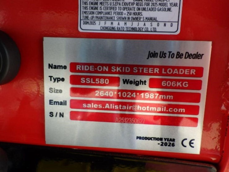 2026-sdlanch-ssl580-skid-steer-tracked-loader-image-17