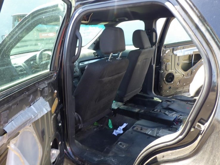 2017-ford-explorer-image-7