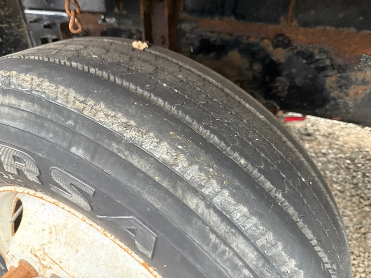 2010-massey-ferguson-8-image-95