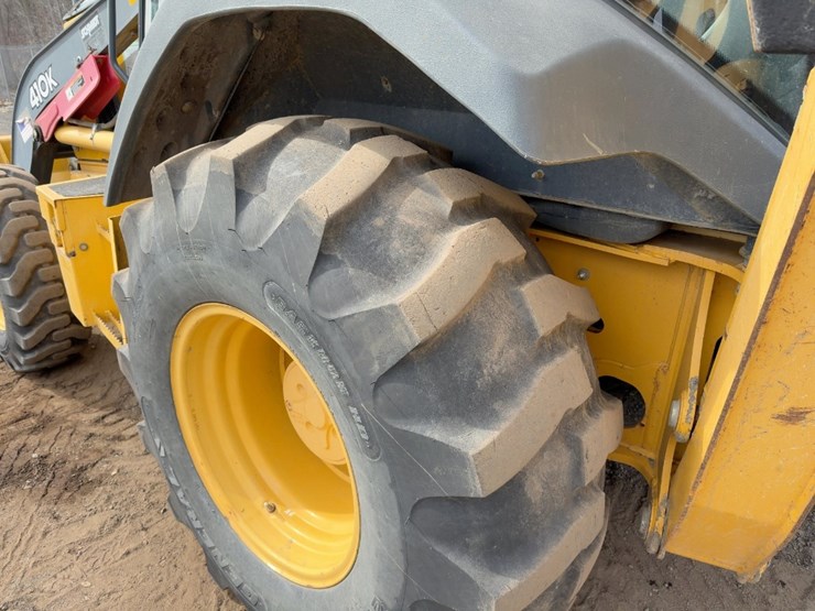 2012-deere-410k-image-12