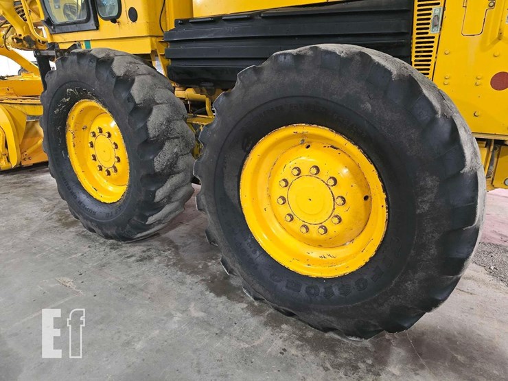 2004-caterpillar-120h-image-25