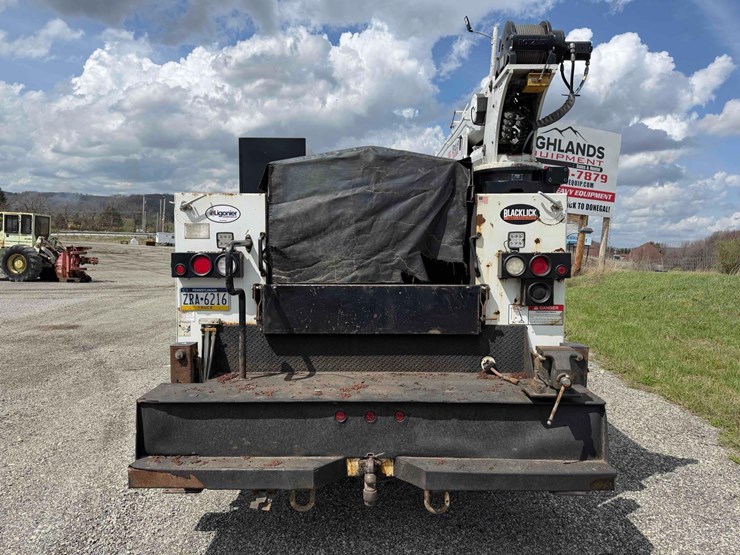 2019-peterbilt-337-image-6