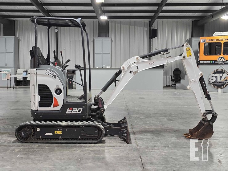 2022-bobcat-e20-image-6