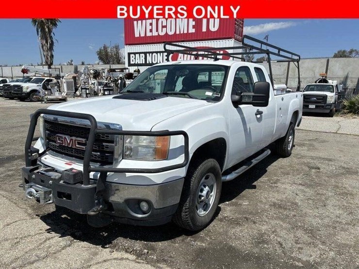 2012-gmc-sierra-2500-image-1