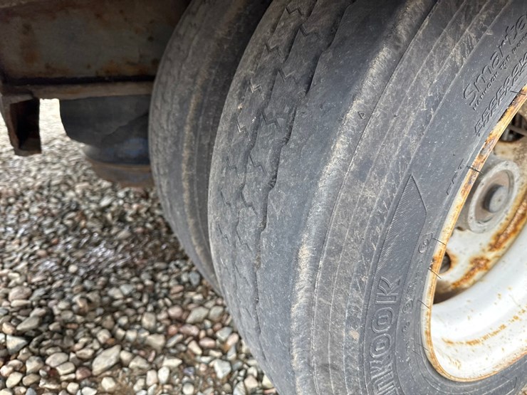 2018-massey-ferguson-8-image-29