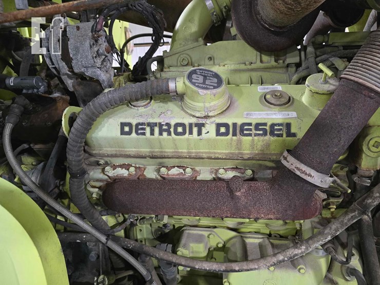 1996-oshkosh-t1500-image-32