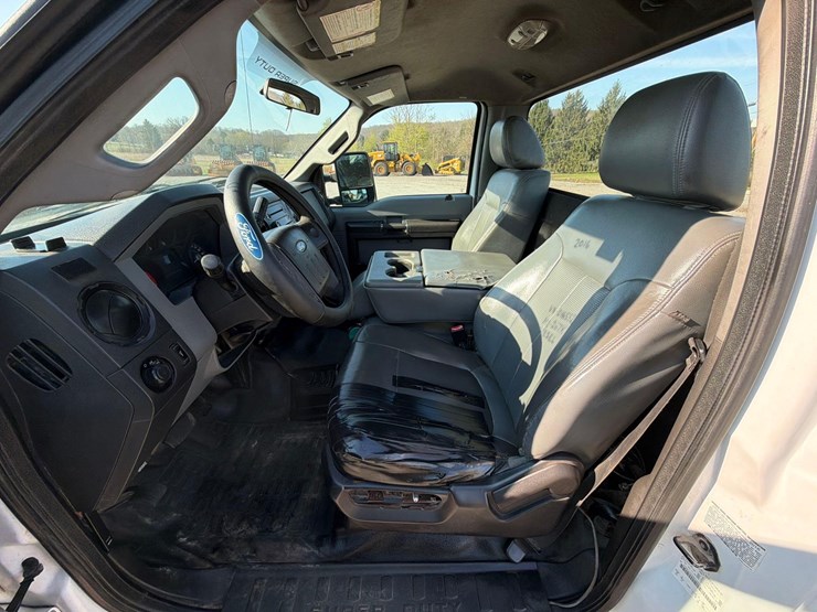 2016-ford-f350-image-12