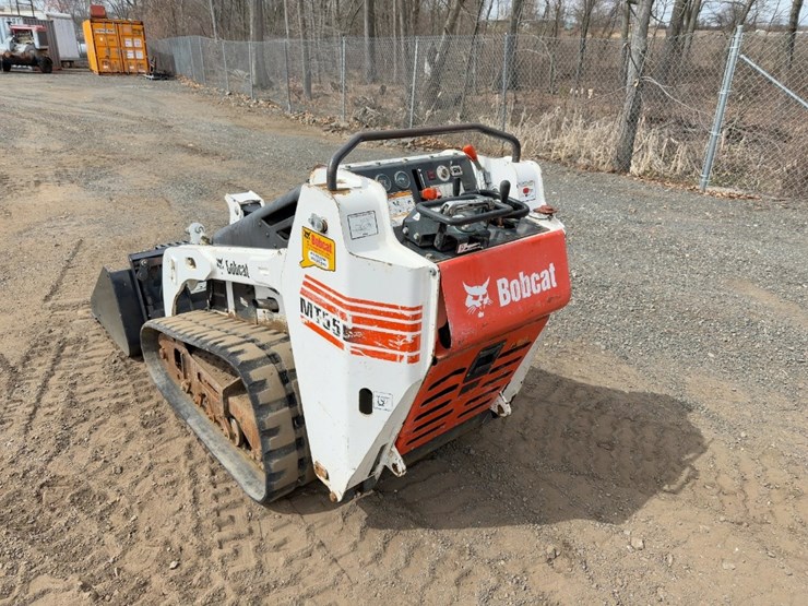 2013-bobcat-mt55-image-3