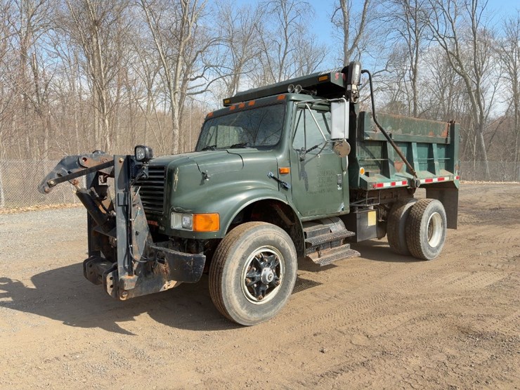 1992-international-4900-image-1