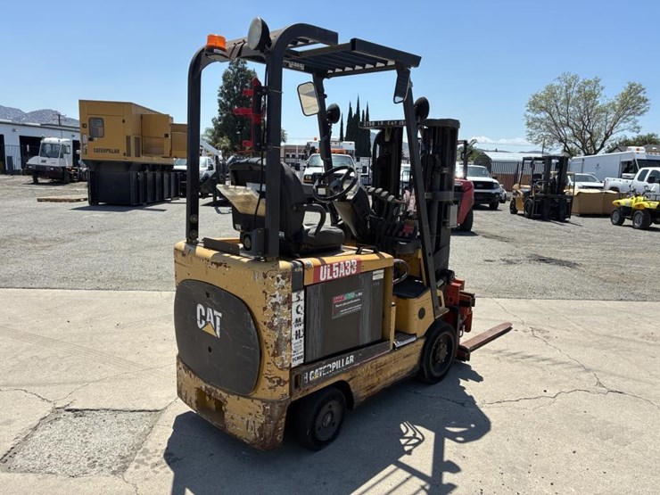 caterpillar-ec18k-image-3